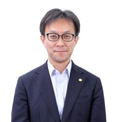 大東 威司（おおひがし たかし）氏 写真
